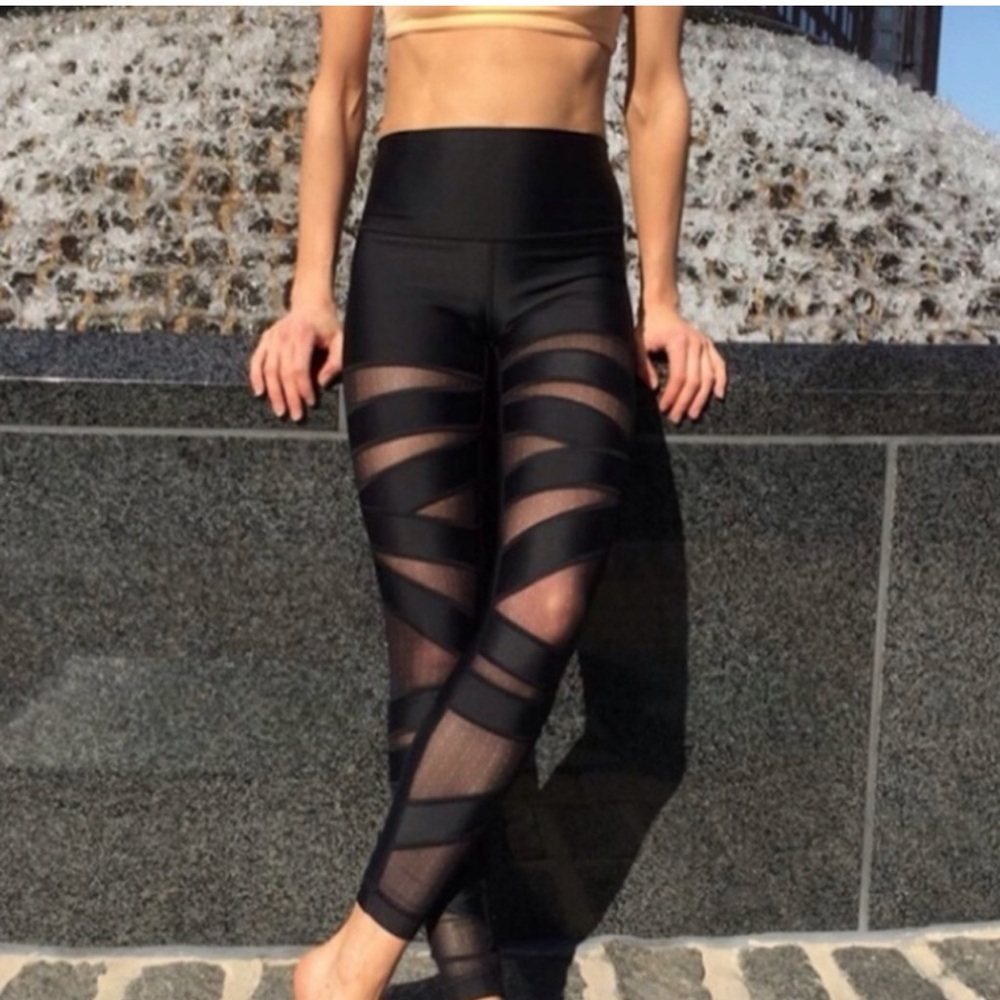 Lululemon Black Tech Mesh High Times Leggings, 4